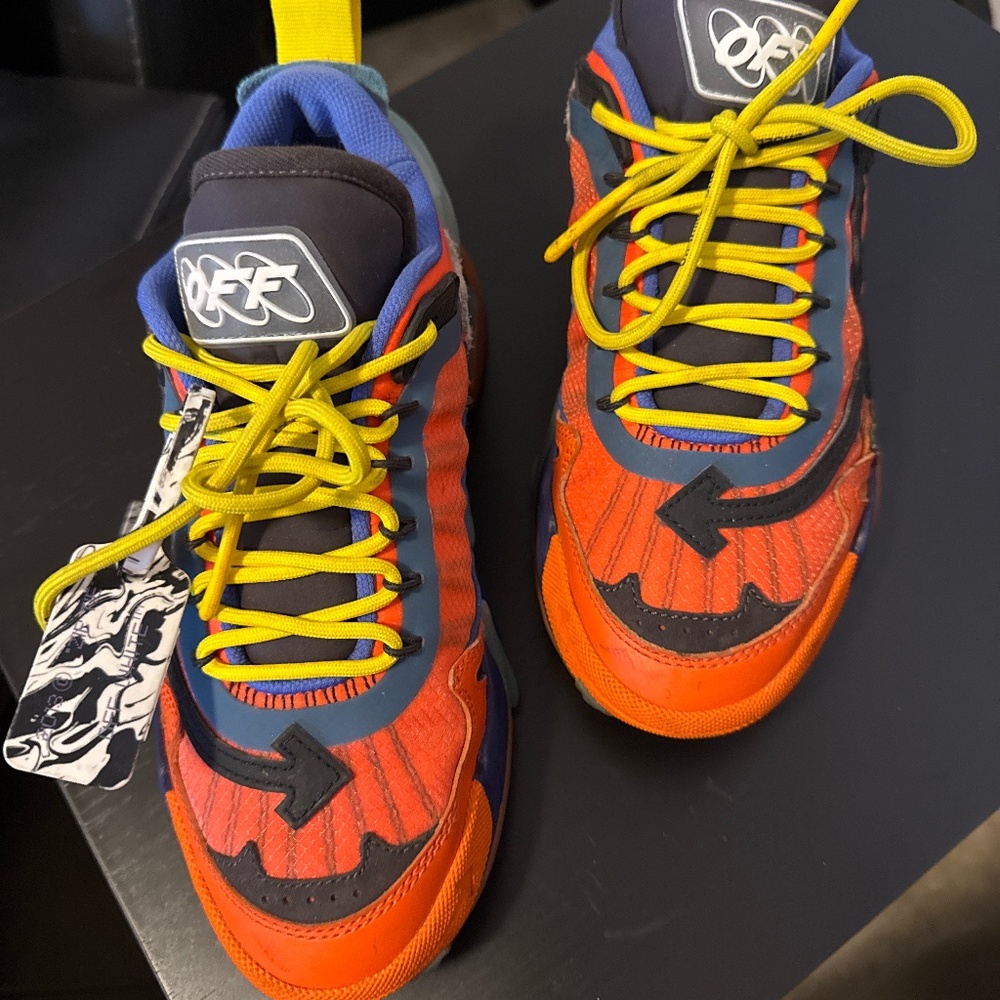Off-White Odsy-2000 Sneaker
